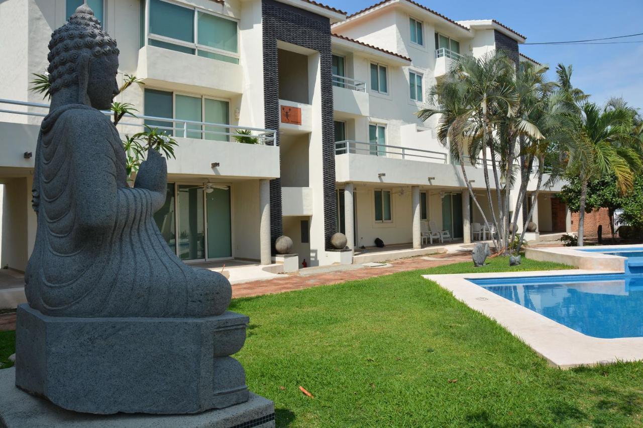 Zenharmony Suites Puerto Vallarta Exterior photo
